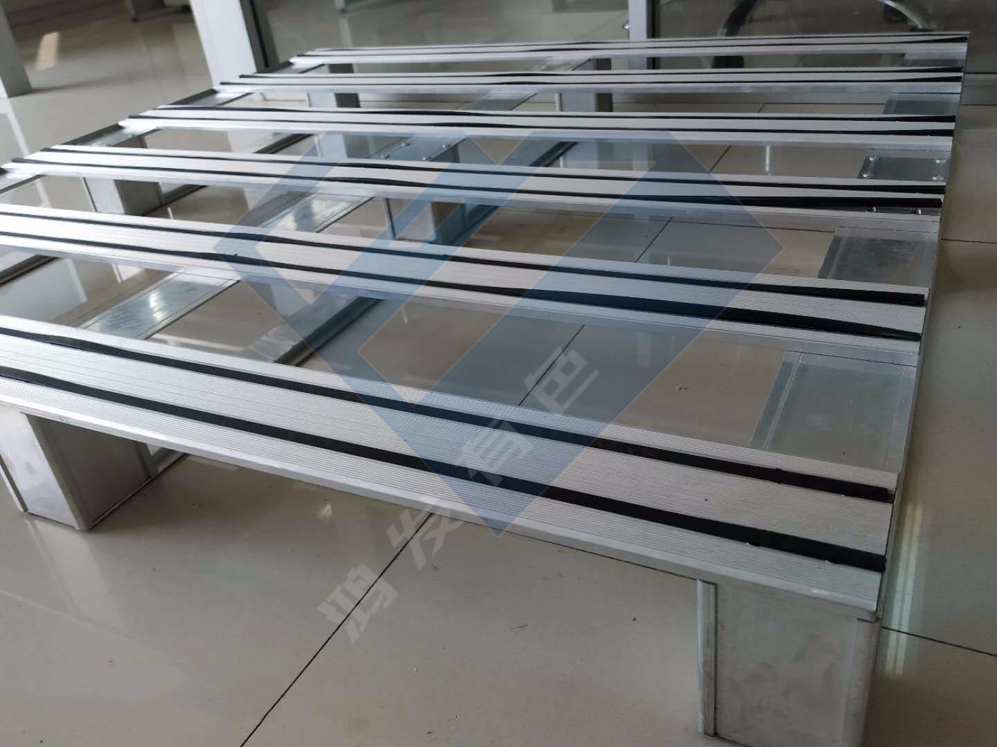 南京鋁托盤生產廠家