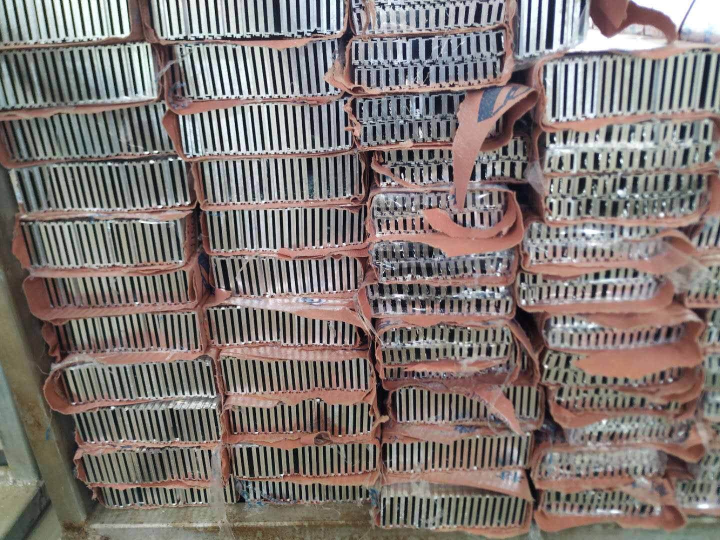 線槽蓋板鋁型材生產廠家供應鋁合金封槽